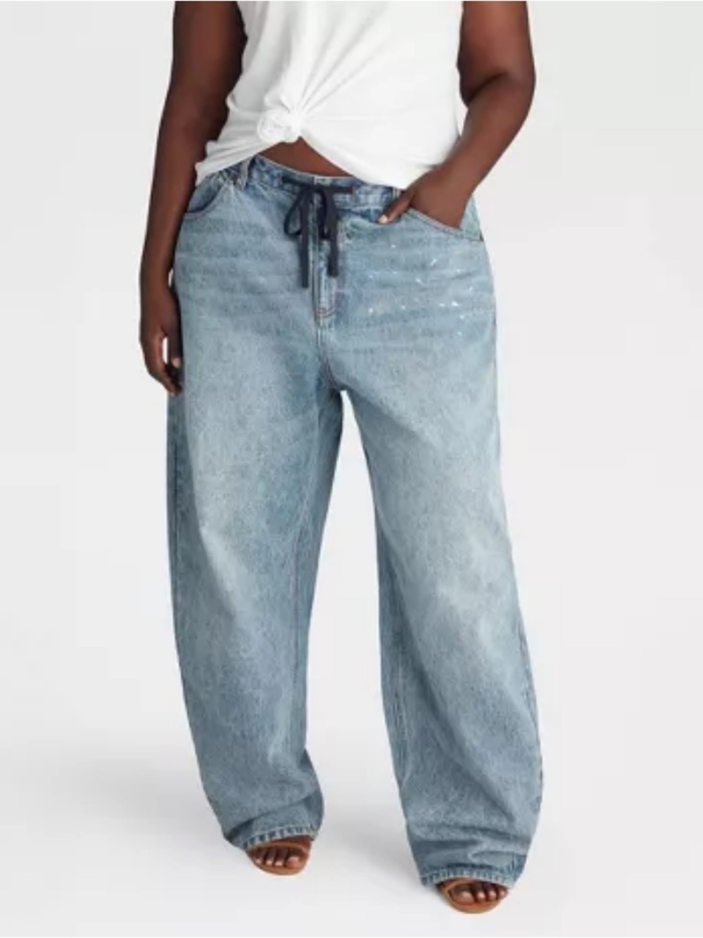 KBB by KAHLANA Mid Rise Barrel Leg 'The Lynnox Jean' Denim